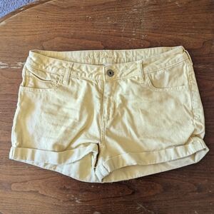 Arizona Yellow Shorts juniors 11